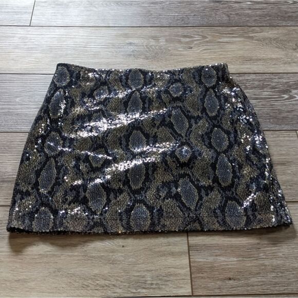 Express xs mini sequin skirt snake skin - Picture 6 of 6